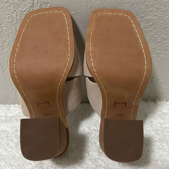 Marc Fisher LTD Women's Size 5.5 Barli Block Heeled Sandal Mules Light Natural - Picture 4 of 9